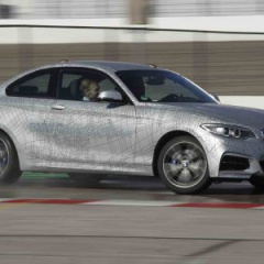 Автомобили BMW оснастят автопилотами к 2020 году