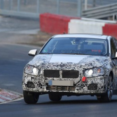 BMW тестирует переднеприводный седан
