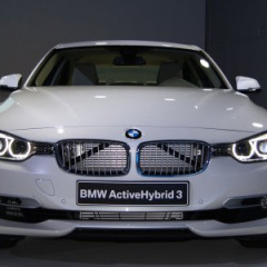 Все новые модели BMW получат гибридные версии
