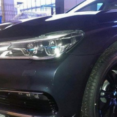 Новое фото салона BMW 7 Series следующего поколения
