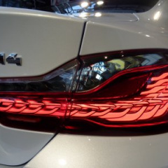 BMW показала инновационную заднюю оптику