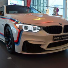 BMW M4 с в исполнении BMW Motorsport