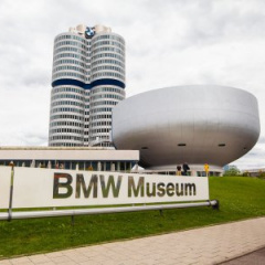 С 8 мая 5 июля в музее БМВ пройдет выставка в честь 40-летнего юбилея BMW 3 Серии