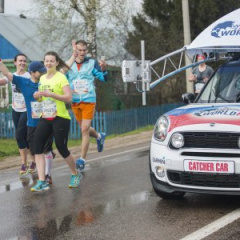 MINI выступил партнером благотворительного забега Wings For Life World Run