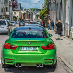 BMW M4 в цвете Signal Green