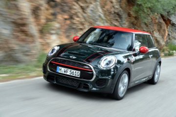 Новый MINI John Cooper Works: городской болид BMW Всё о MINI COOPER Все MINI