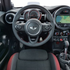 Новый MINI John Cooper Works: городской болид