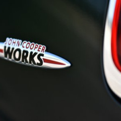 Новый MINI John Cooper Works: городской болид