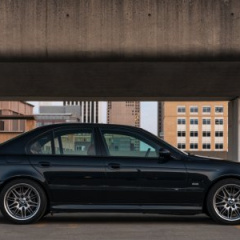 Уникальная фотосессия пяти поколений BMW M5