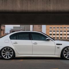 Уникальная фотосессия пяти поколений BMW M5