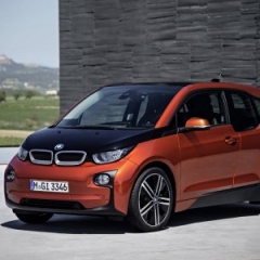Автомобили BMW получат систему поиска парковки