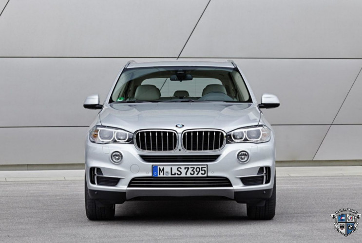 Как заказать уникальную курсовую работу по автомобильной промышленности BMW X5 серия F15