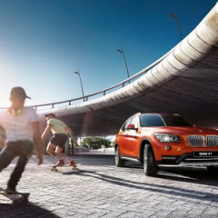 BMW X1 текущего поколения: чем он запомнится