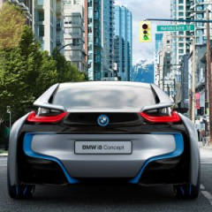 Мультимедийные системы BMW научились следить за светофорами