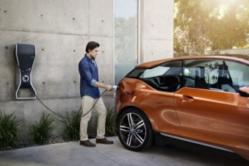 За зарядку BMW i3 в ночное время будут платить 1500 долларов BMW BMW i Все BMW i