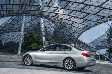 Предварительный осмотр и смена свечей зажигания :: BMW :: 3 серия :: F30-F35 Предварительный осмотр и смена свечей зажигания BMW 3 серия F30-F35