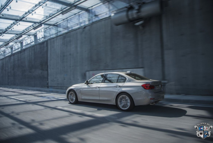 Как заказать уникальную курсовую работу по автомобильной промышленности BMW 3 серия F30-F35