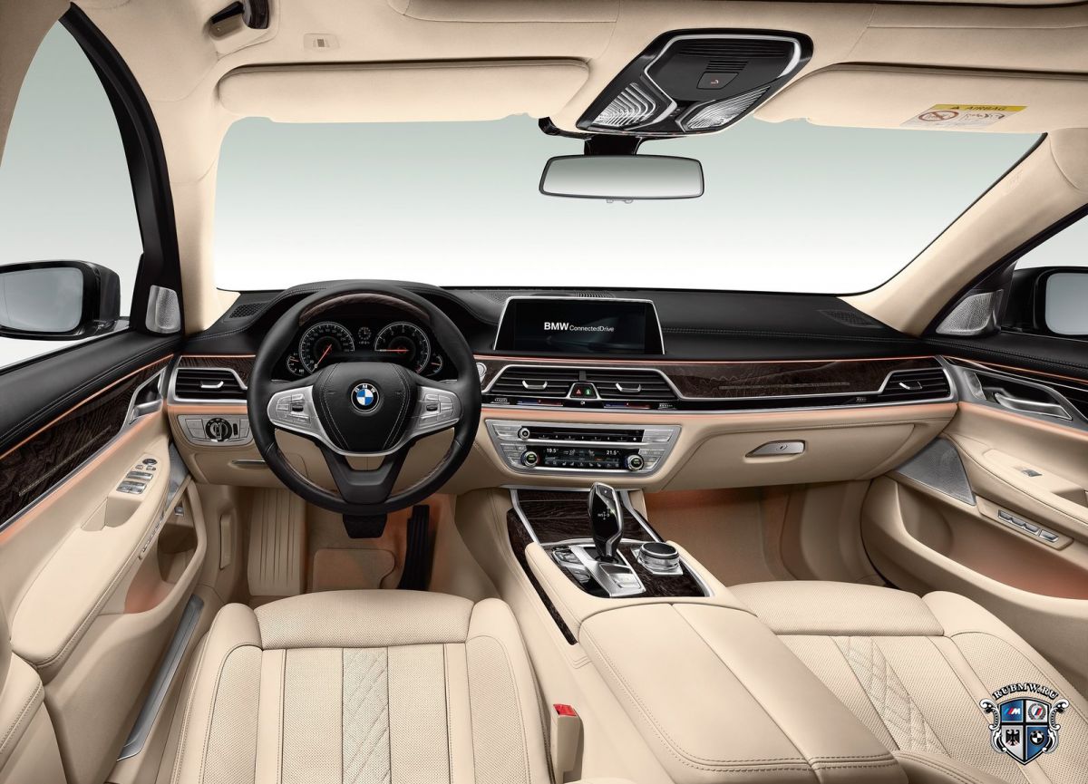 В России появятся новые модификации BMW 7 Серии