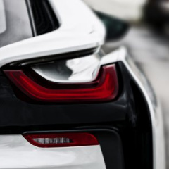 Обновленный BMW i8 появится в следующем году