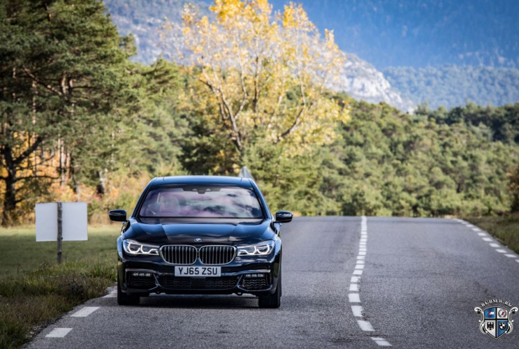 Как заказать уникальную курсовую работу по автомобильной промышленности BMW 7 серия G11-G12