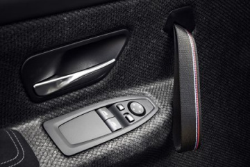 Проверка состояния компонентов подвески и рулевого управления :: BMW :: 4 серия :: F82-F83 Проверка состояния компонентов подвески и рулевого управления BMW 4 серия F82-F83