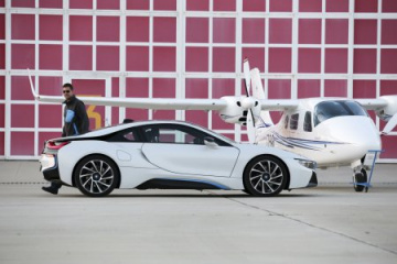 Проверка состояния, замена щеток и регулировка угла стеклоочистителей BMW BMW i Все BMW i