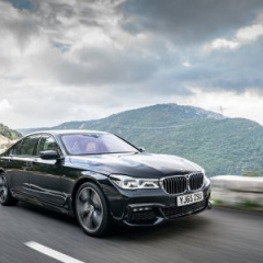 BMW 730Ld M Sport в цвете Carbon Black Metallic