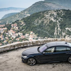 BMW 730Ld M Sport в цвете Carbon Black Metallic