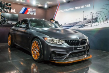 На Токийском автосалоне показали BMW M4 GTS с пакетом Clubsport BMW M серия Все BMW M