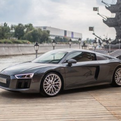 Старт российских продаж Audi R8 V10 plus