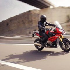 BMW S 1000 XR: "турист" с сердцем супербайка