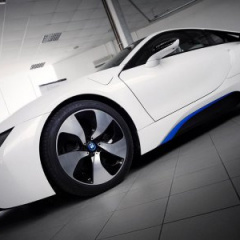 BMW i8 с двигателем от BMW M6