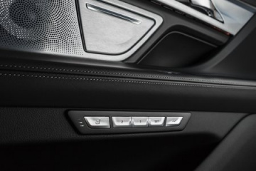 Проверка состояния компонентов подвески и рулевого управления BMW 7 серия G11-G12