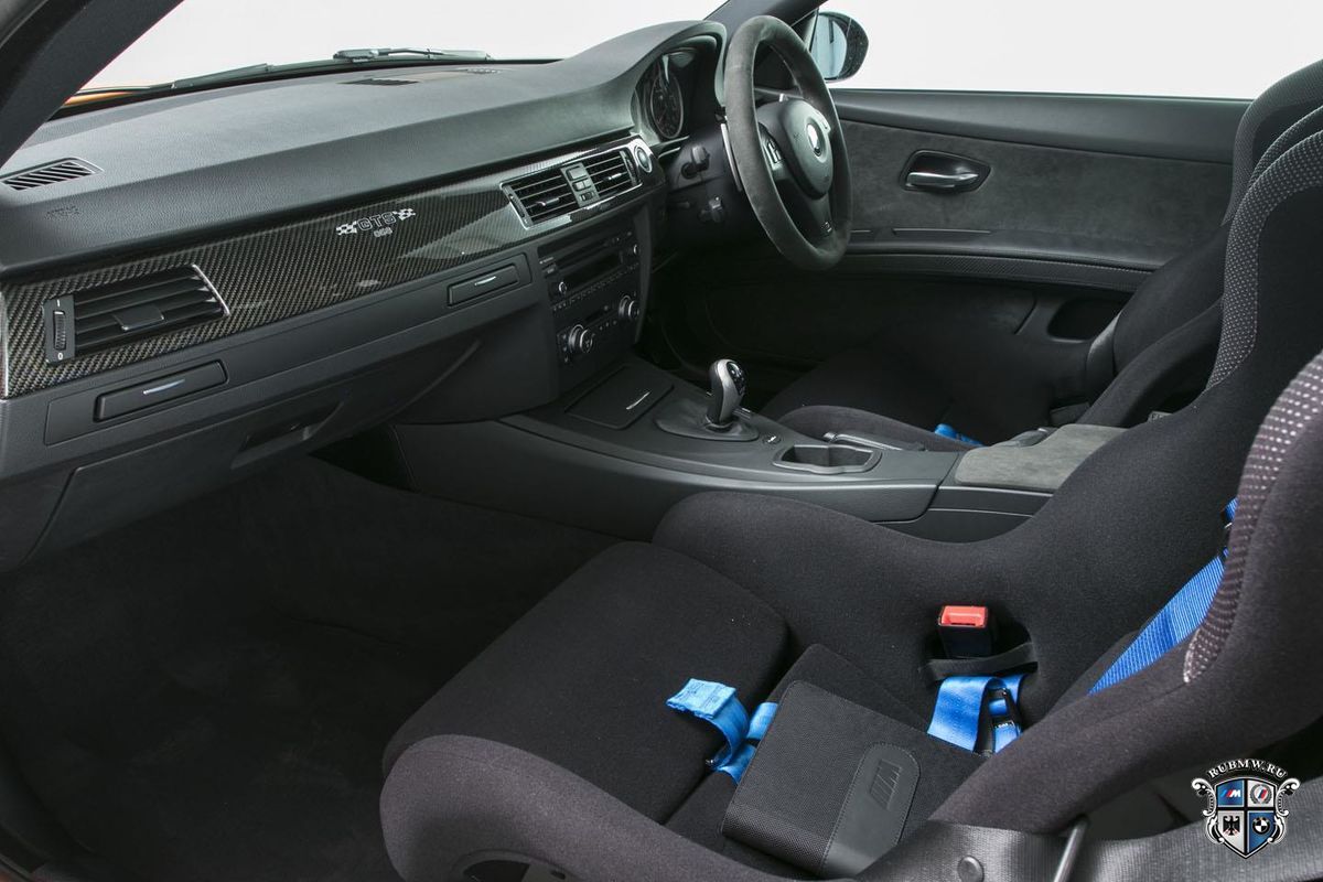 В Великобритании за 190 000 $ продается пятилетний BMW M3 GTS