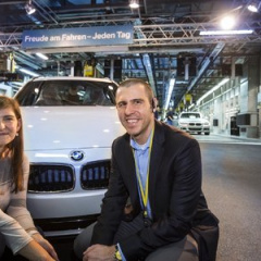 В музее BMW состоялась передача 150-тысячного автомобиля клиенту
