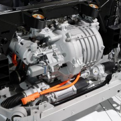 Силовая установка BMW i8 признана лучшим двигателем 2015 года