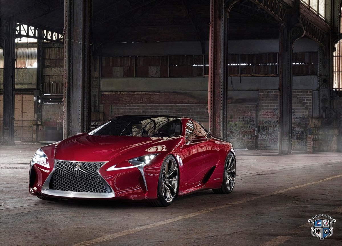 Lexus анонсировал представление новой модели в текущем месяце