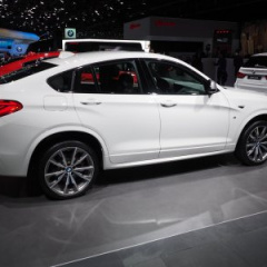 BMW X4 M40i: "живые" фото с Детройтского автосалона