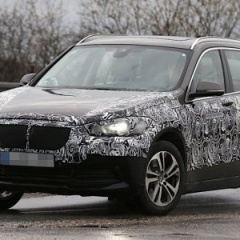 На тестах замечен гибридный прототип BMW X1 следующего поколения