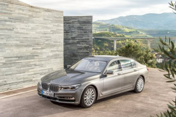 BMW 7 Серии получил четырехцилиндровый мотор BMW 7 серия G11-G12