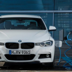 Новые фото BMW 330e