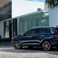 Infiniti QX60 получил первое обновление