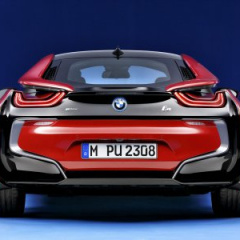 В Женеве покажут BMW i8 Protonic Red Edition