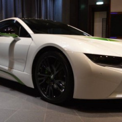 Эксклюзивный BMW i8 от Abu Dhabi Motors