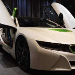 Эксклюзивный BMW i8 от Abu Dhabi Motors