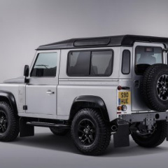 Новый Land Rover Defender поступит в продажу в 2019 году