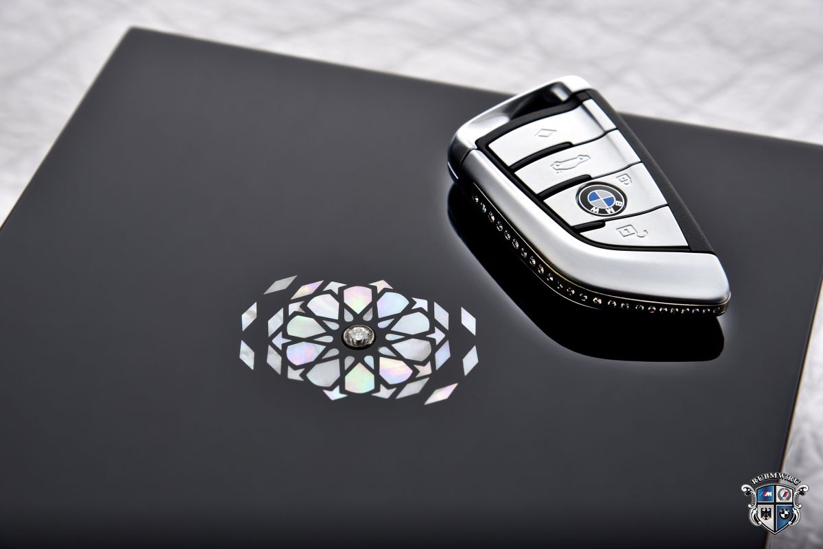 Представлены спецверсии BMW 750Li xDrive: «Solitaire Edition» и «Master Class Edition»