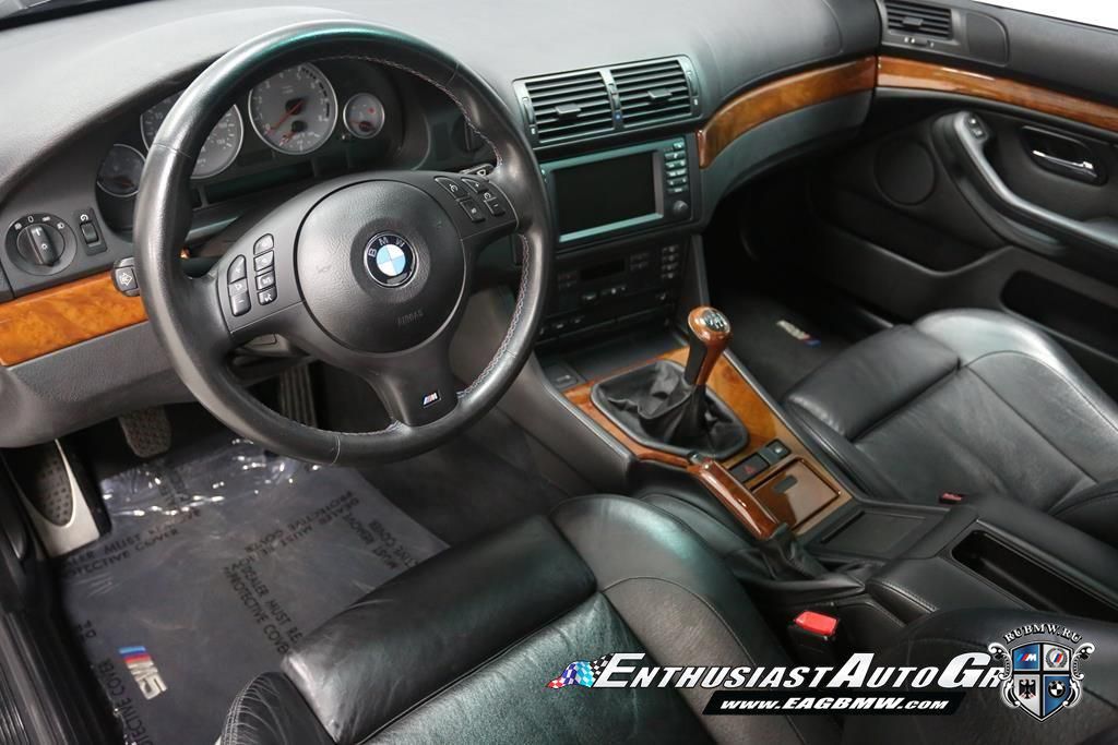 BMW M5 в кузове E39 с пробегом 494 километра