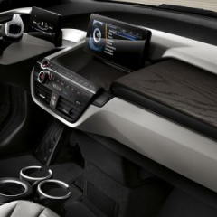 BMW i3 с улучшенной батареей поступит в продажу этим летом