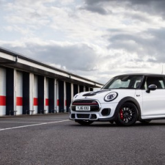 Представлена спеверсия MINI JCW Challenge